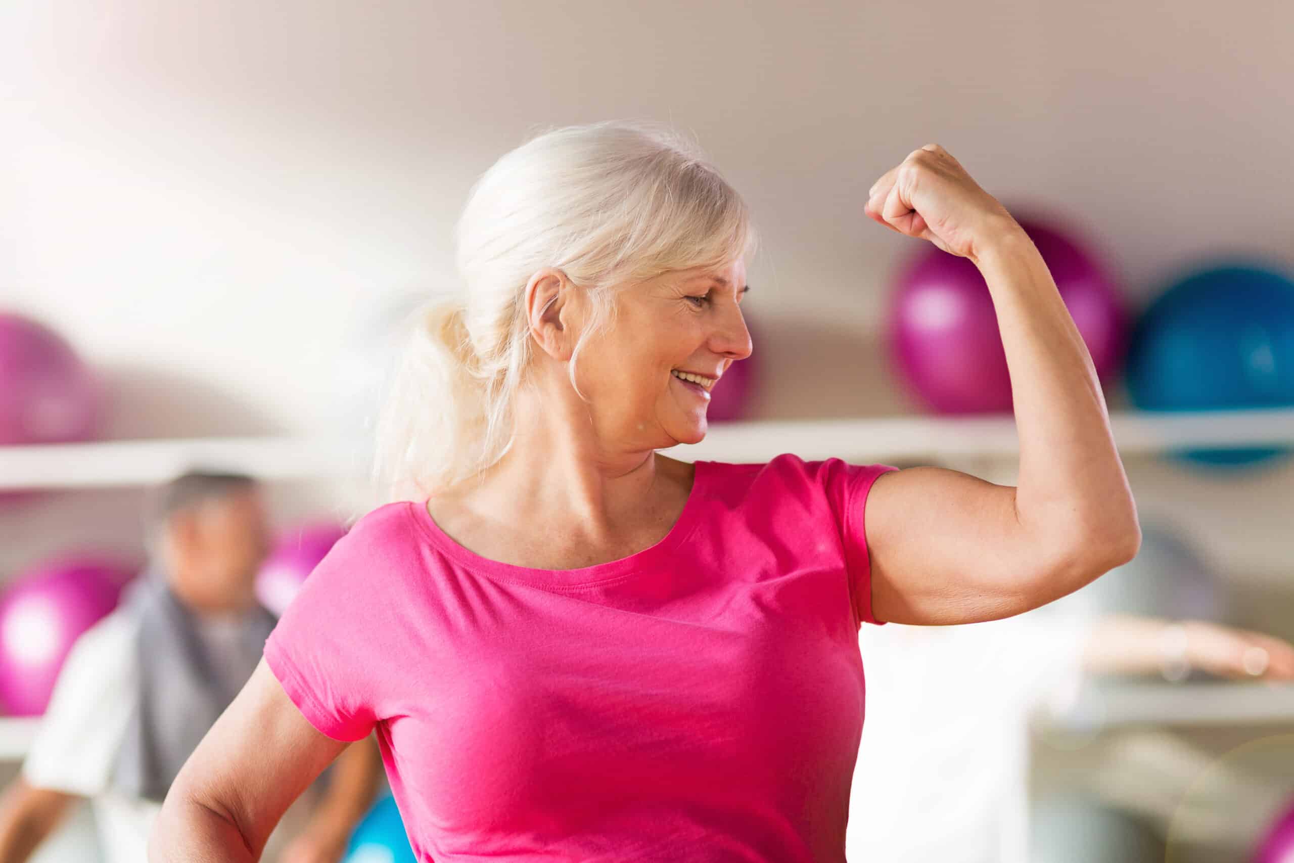 Guida per avere braccia toniche dopo i 60 anni