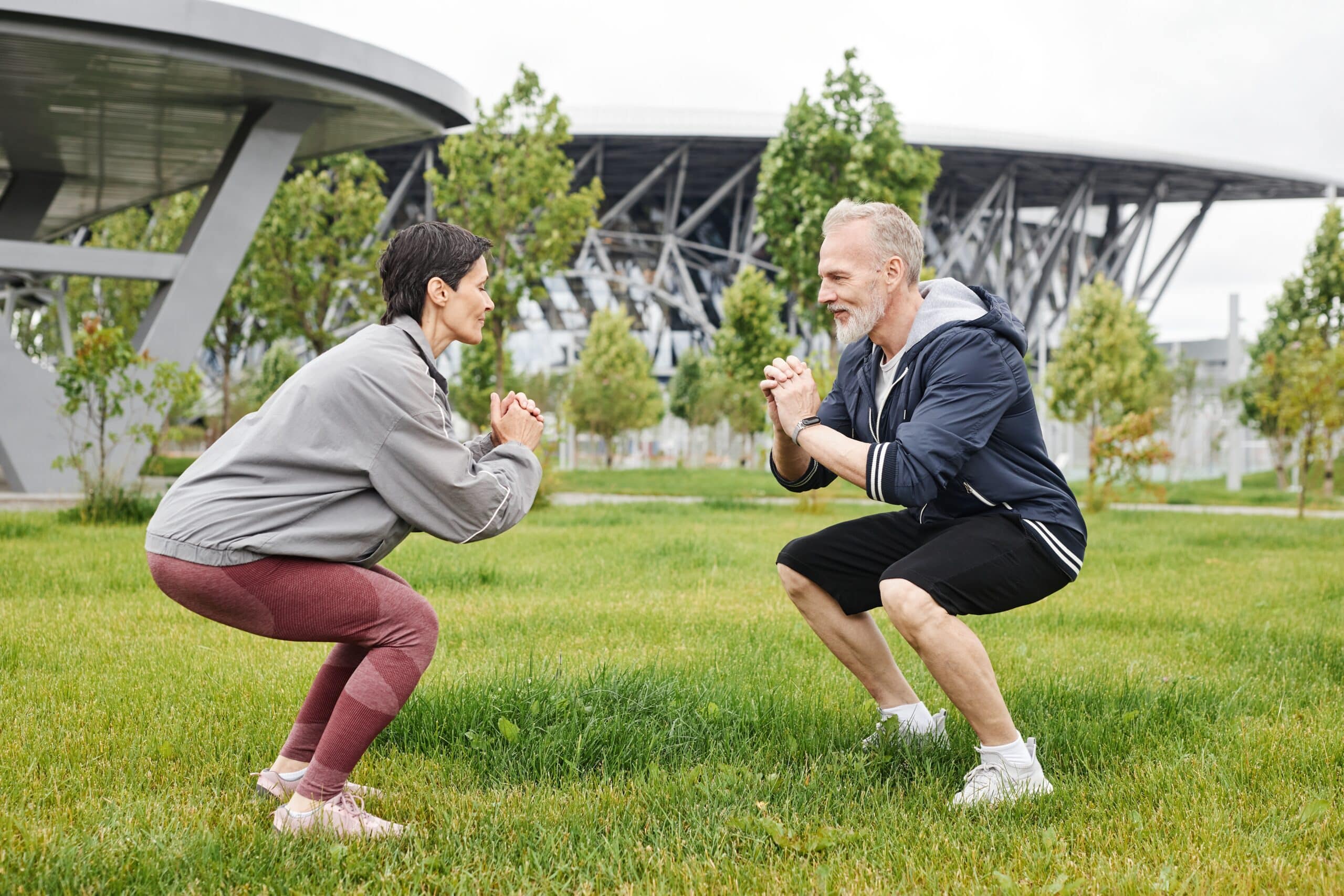 Scopri come fare lo squat perfetto dopo i 50 anni